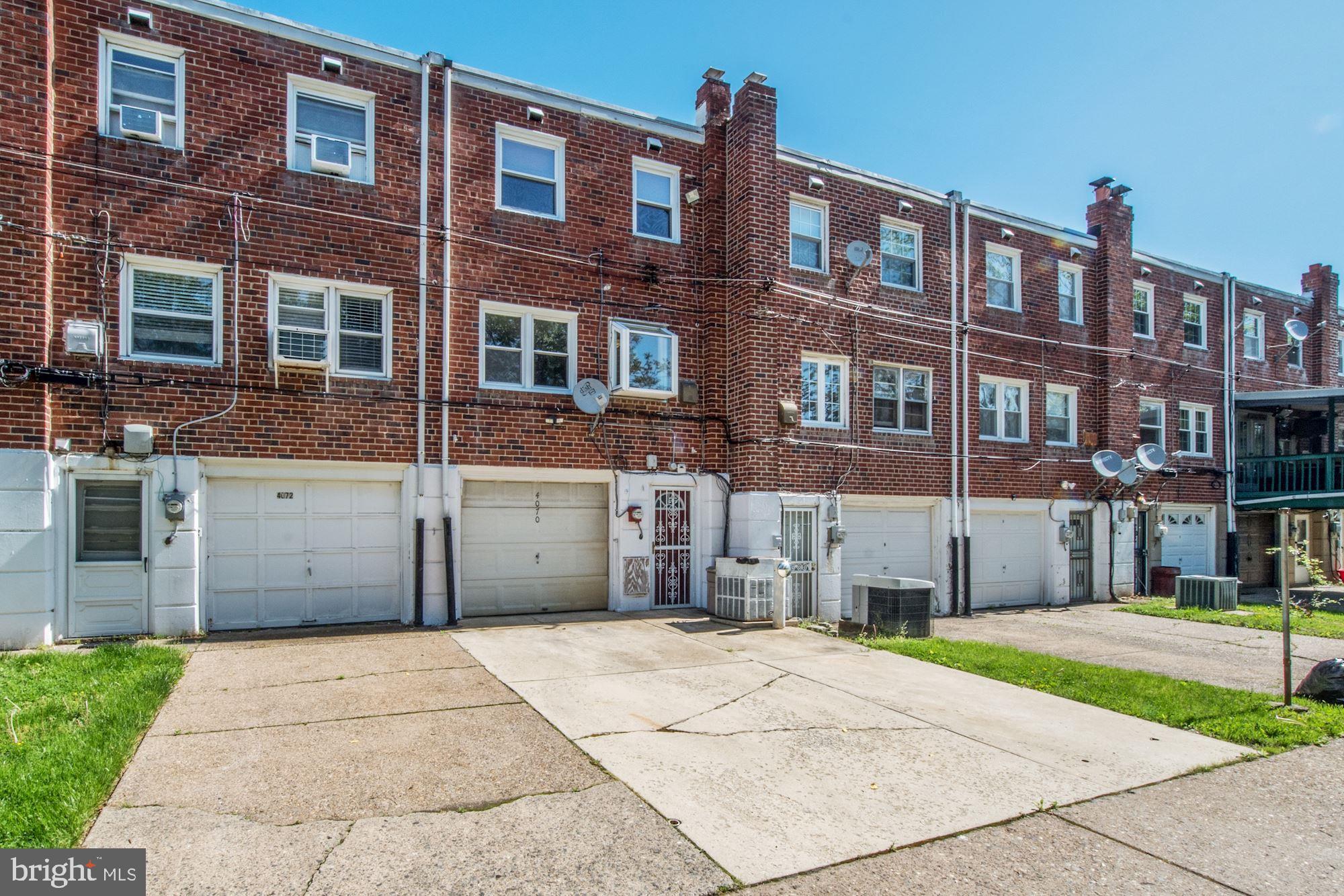4070 West Ford Road Philadelphia, PA 19131 - Photo 26 of 27 Back Exterior/Garage