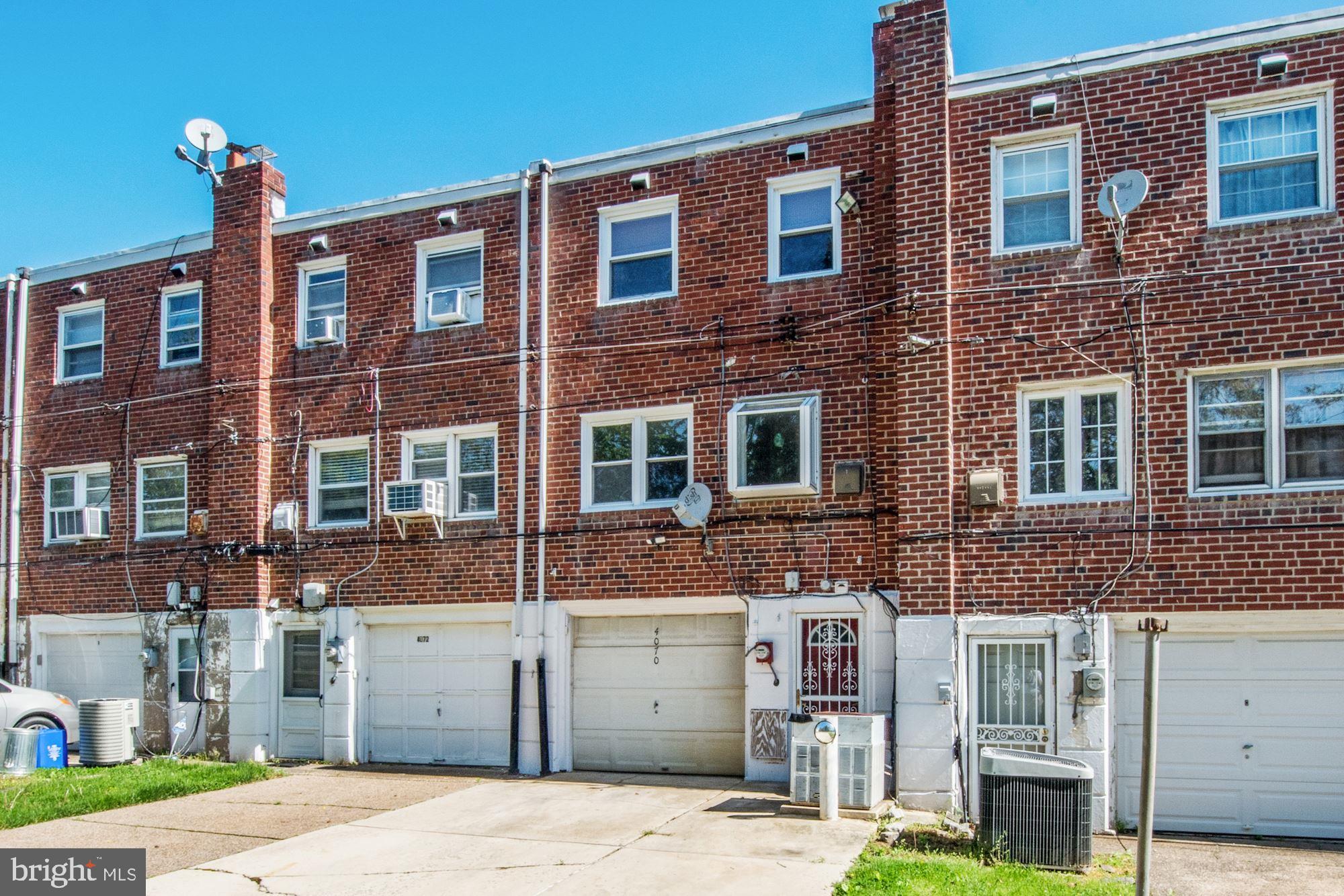4070 West Ford Road Philadelphia, PA 19131 - Photo 27 of 27 Back Exterior/Garage