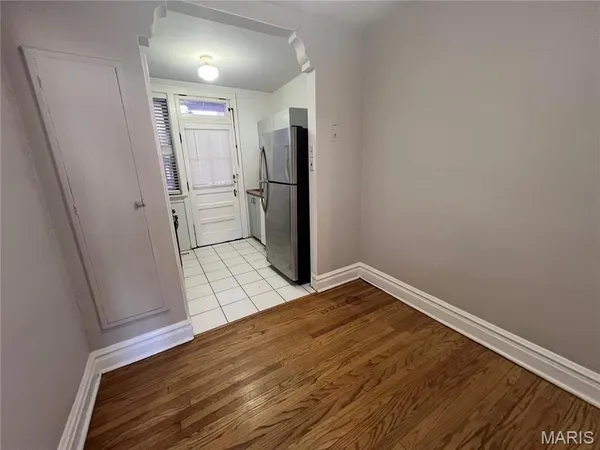 $895 | 7080 Mitchell Avenue, Richmond Heights, MO 63117