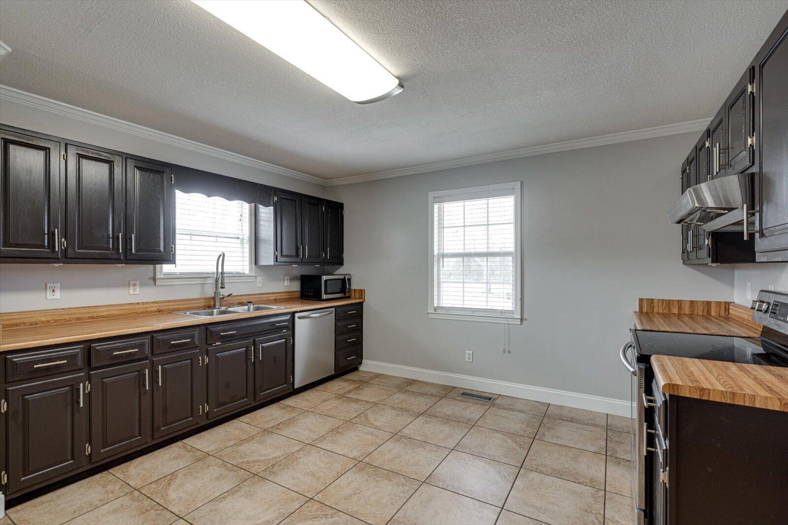 1895 Shellmound Road Jasper, TN 37347 - Photo 15 of 34 15-1895 Shellmound-15