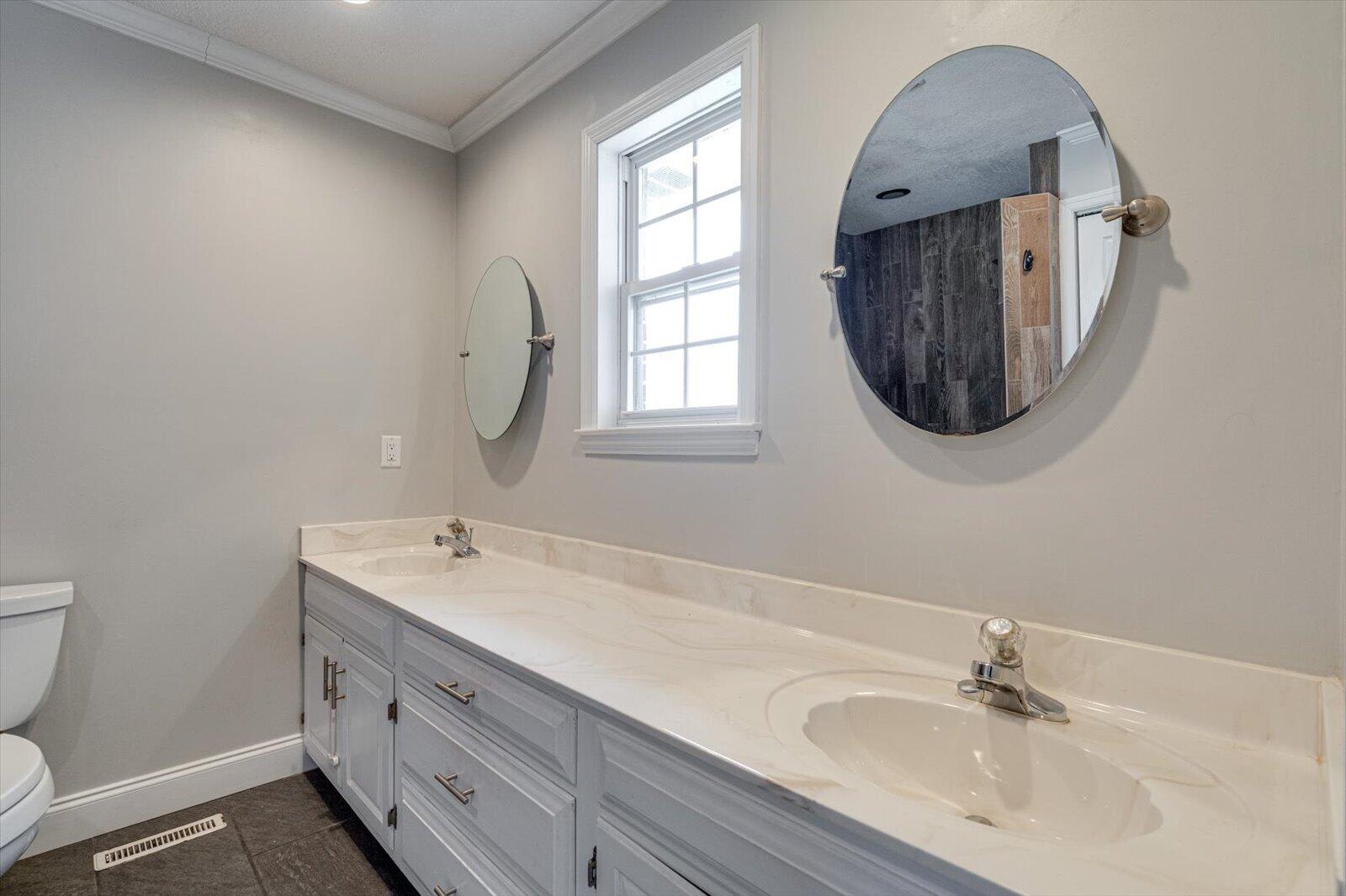 1895 Shellmound Road Jasper, TN 37347 - Photo 24 of 34 24-1895 Shellmound-24