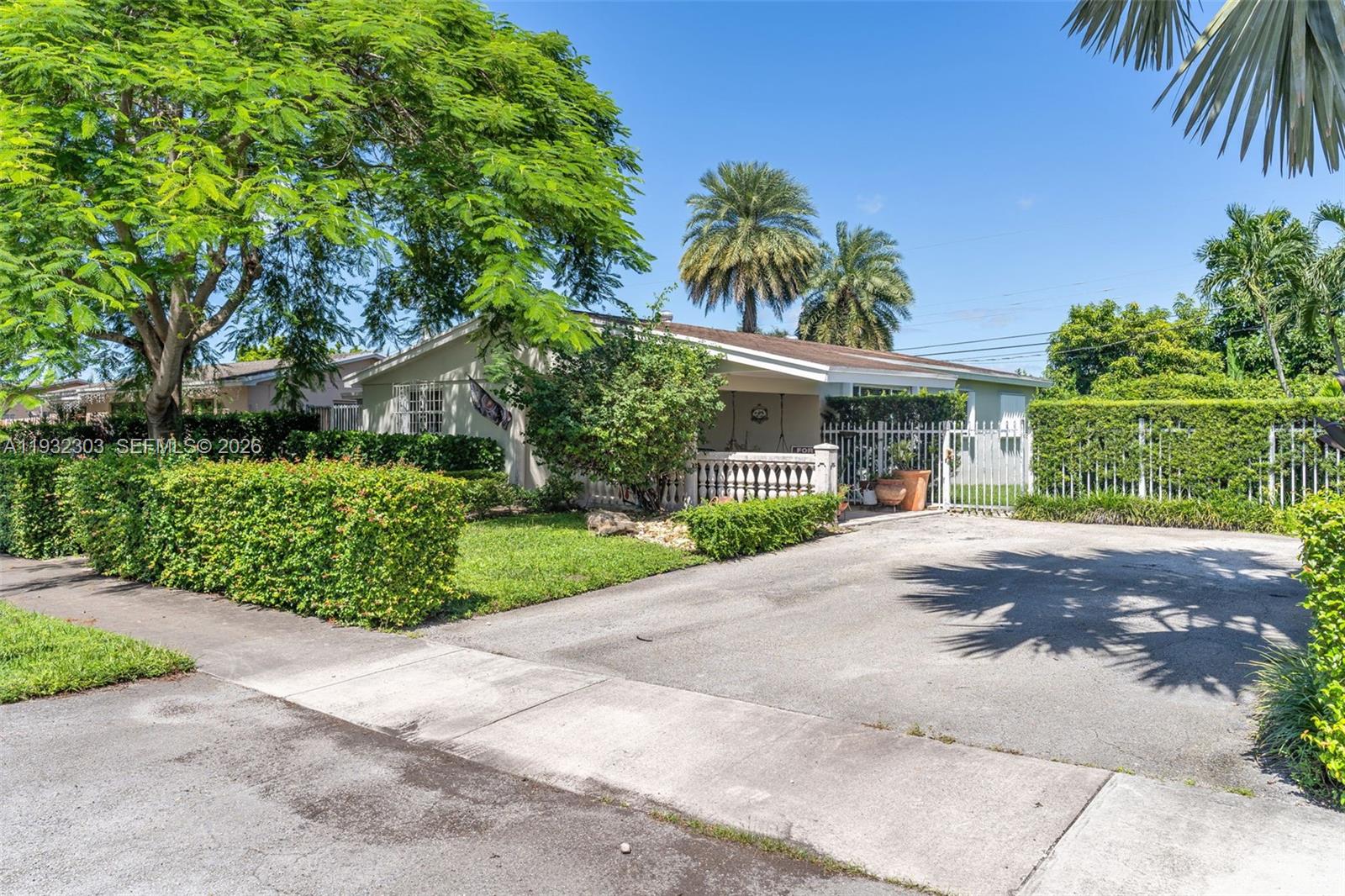 9981 Southwest 15th Terrace Miami, FL 33174 - Photo 2 of 35 Parking enough to fit 4-6 cars