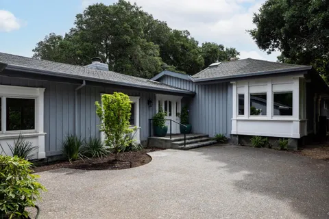 $4,195,000 | 10950 Magdalena Road, Los Altos Hills, CA 94024