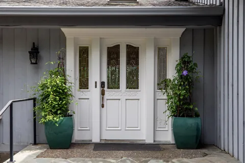 $4,195,000 | 10950 Magdalena Road, Los Altos Hills, CA 94024