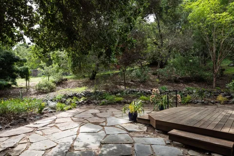 $4,195,000 | 10950 Magdalena Road, Los Altos Hills, CA 94024