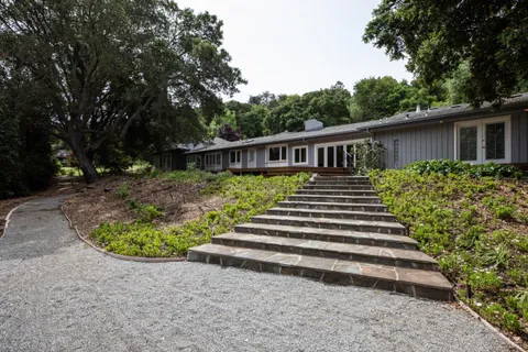 $4,195,000 | 10950 Magdalena Road, Los Altos Hills, CA 94024