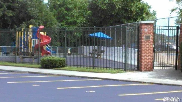 $375,000 | 23-35 Bell Boulevard, Unit 6G | Bay Terrace