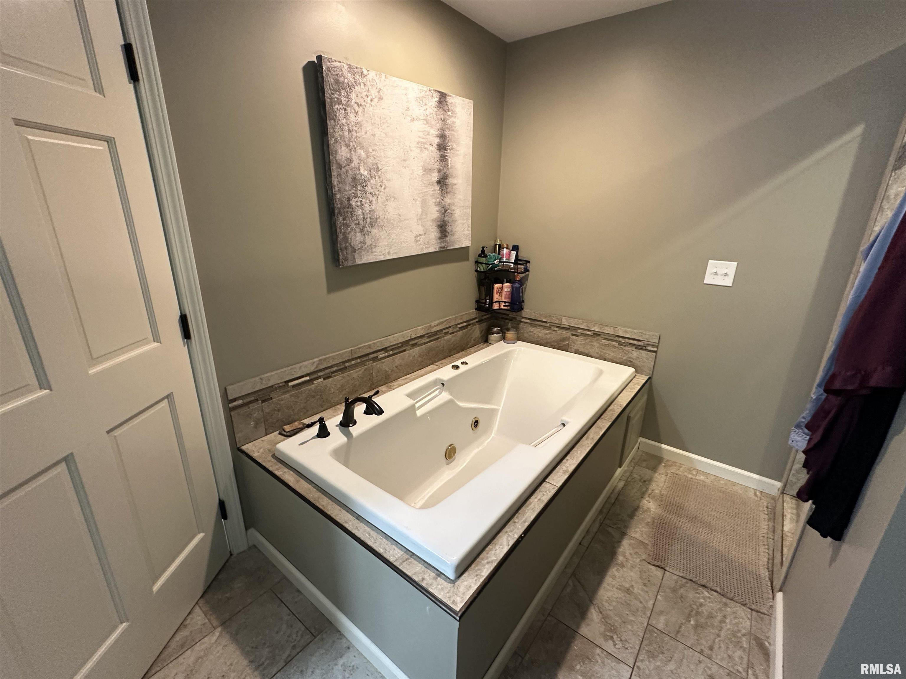 604 Shoal Creek Road Murphysboro, IL 62966 - Photo 16 of 33