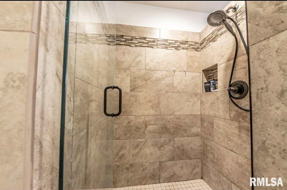 604 Shoal Creek Road Murphysboro, IL 62966 - Photo 18 of 33