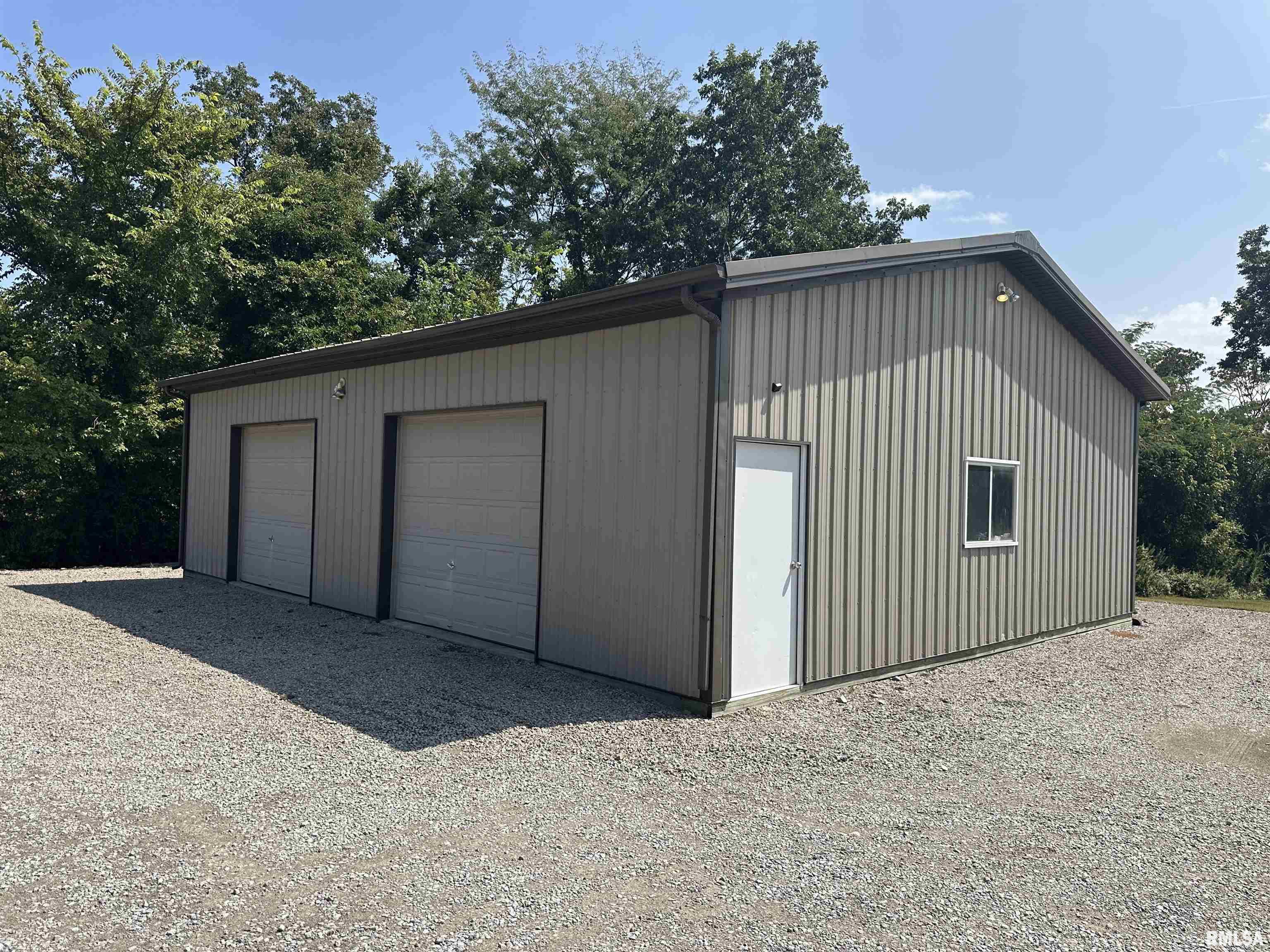 604 Shoal Creek Road Murphysboro, IL 62966 - Photo 4 of 33