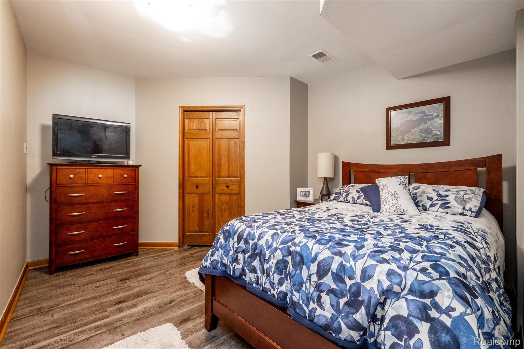 1705 Ridge Road White Lake, MI 48383 - Photo 36 of 53 1705 Ridge Rd-36.jpg