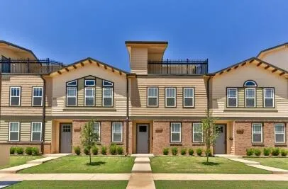 $2,800 | 1508 Avenue West, Lubbock, TX 79401