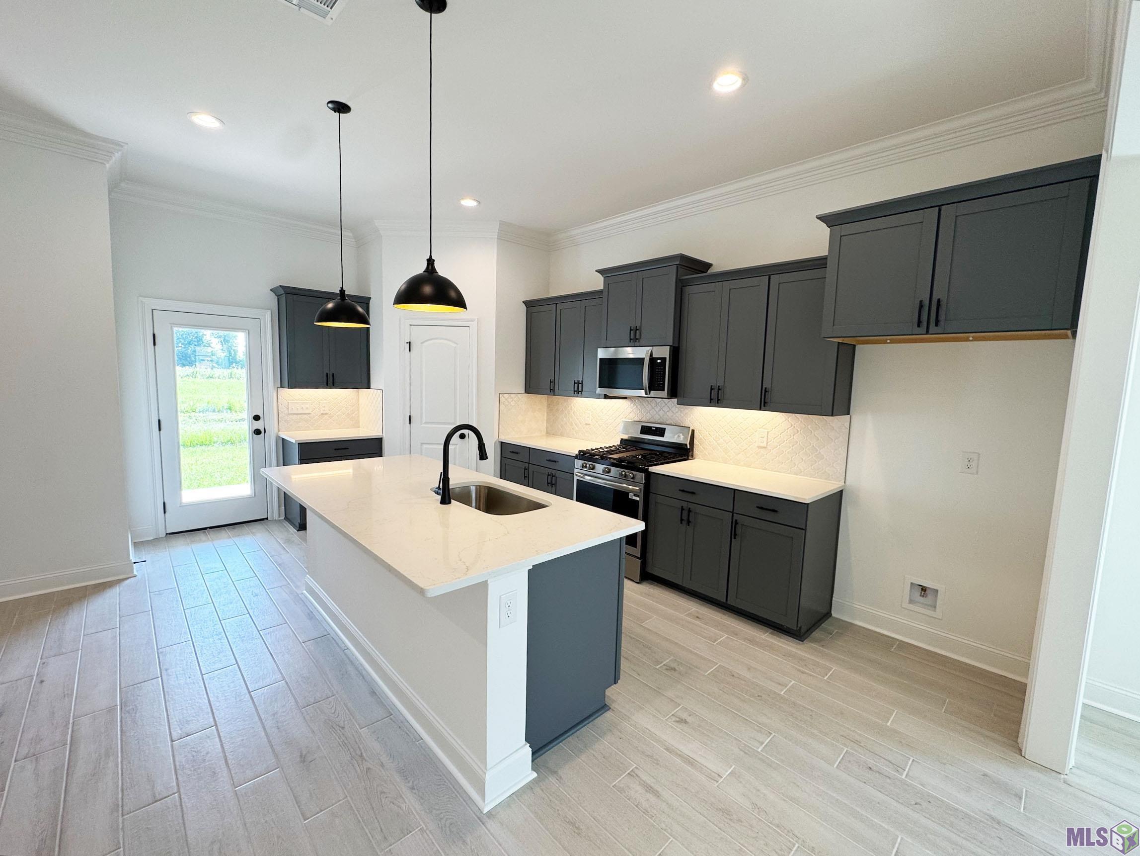 17175 Tidewater Lane Baton Rouge, LA 70820 - Photo 7 of 29