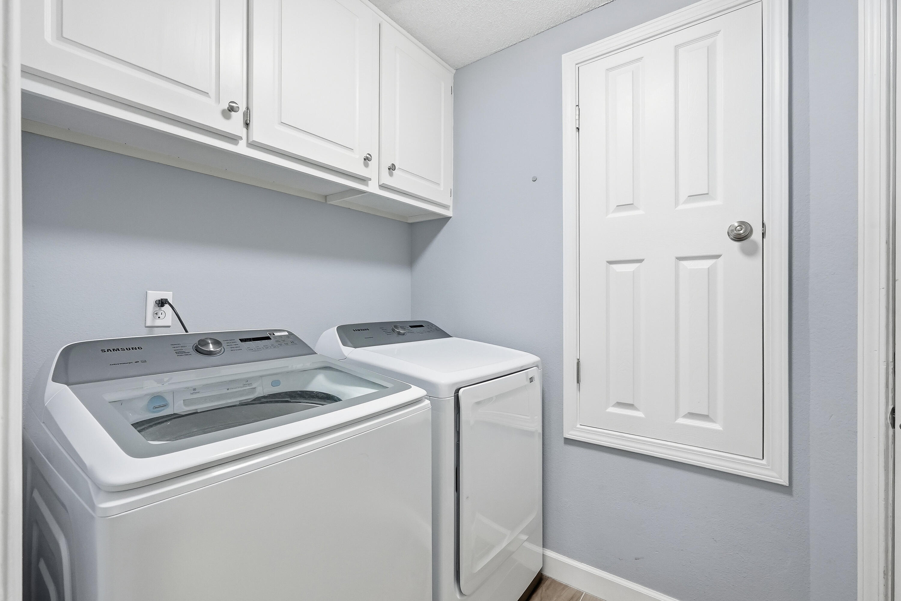 766 Randall Roberts Road Fort Walton Beach, FL 32547 - Photo 25 of 41 a utility room with dryer and washer