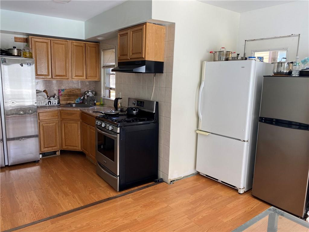 45 Brighton 2nd Place Brooklyn, NY 11235 - Photo 11 of 17