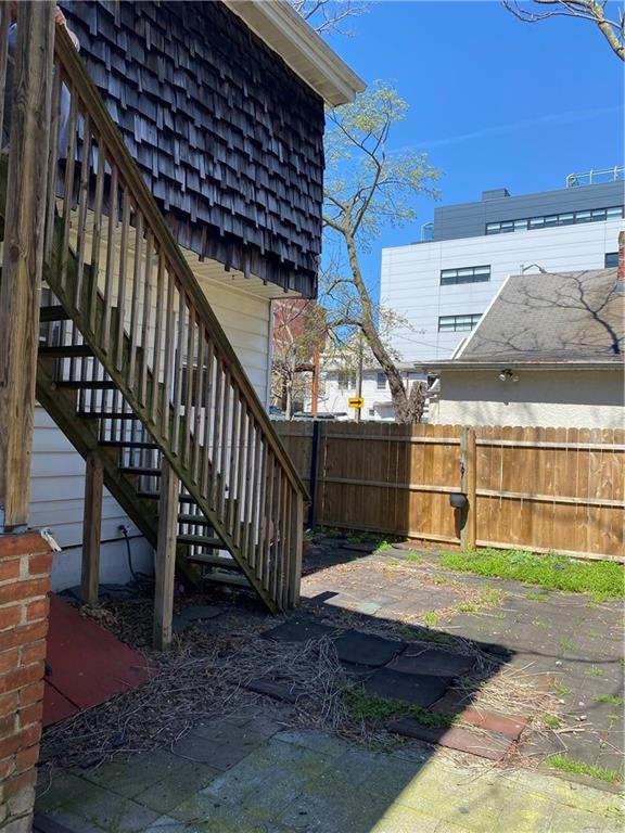 45 Brighton 2nd Place Brooklyn, NY 11235 - Photo 4 of 17