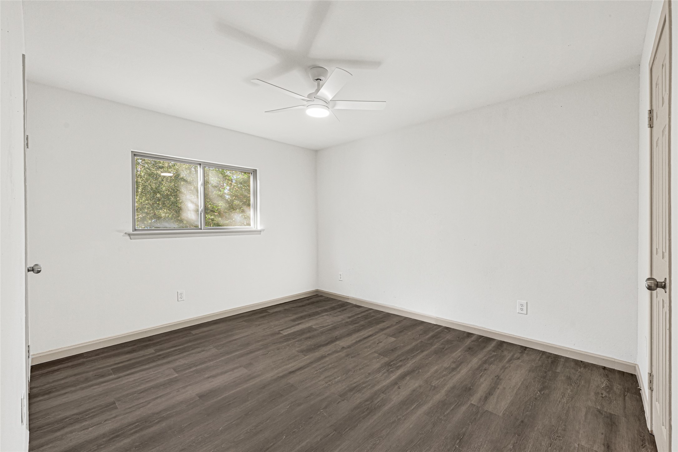 7 South Cypress Pine Drive The Woodlands, TX 77381 - Photo 16 of 19