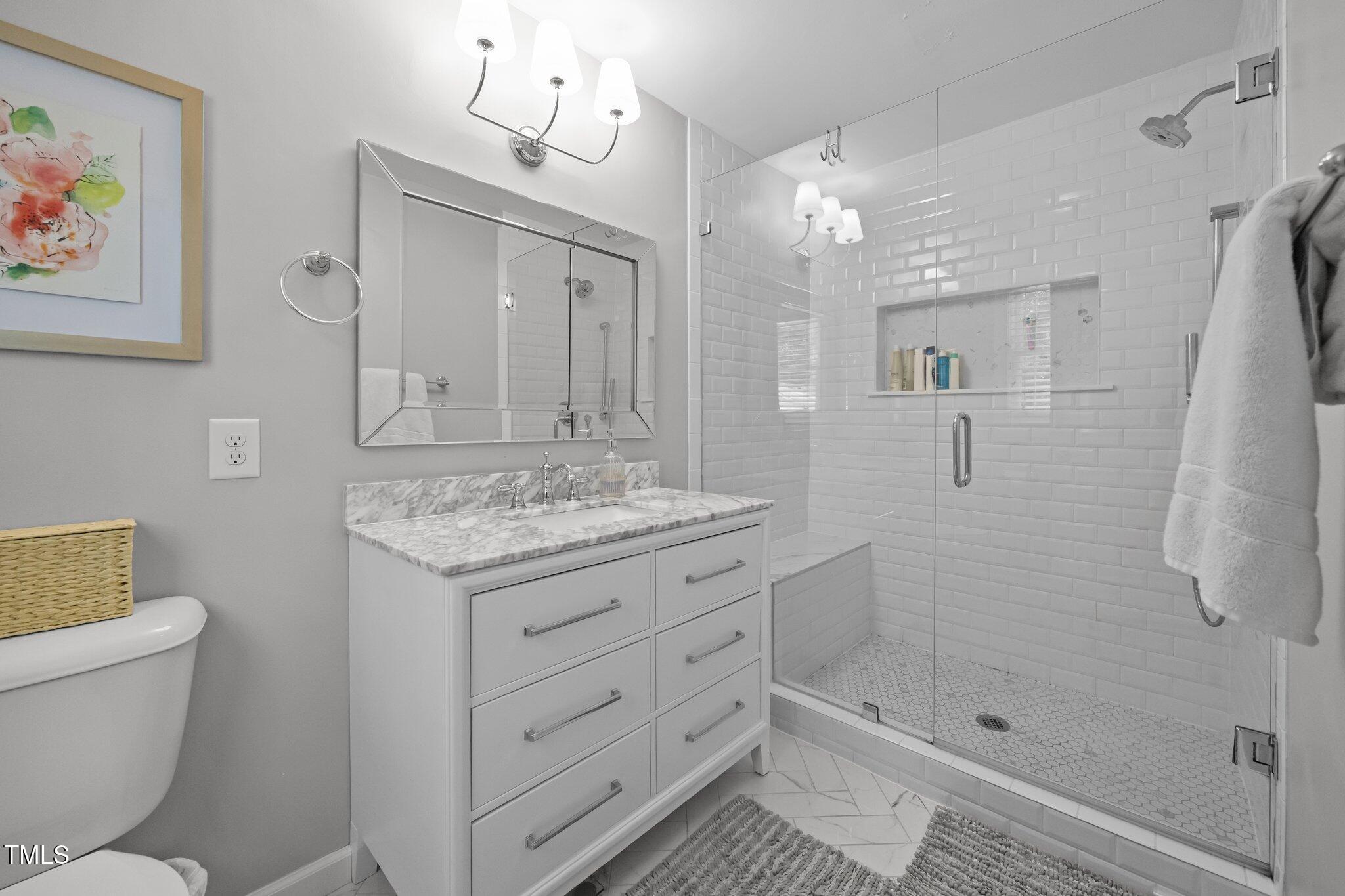 404 Troy Place Raleigh, NC 27609 - Photo 10 of 25 37-web-or-mls-IMG_0115