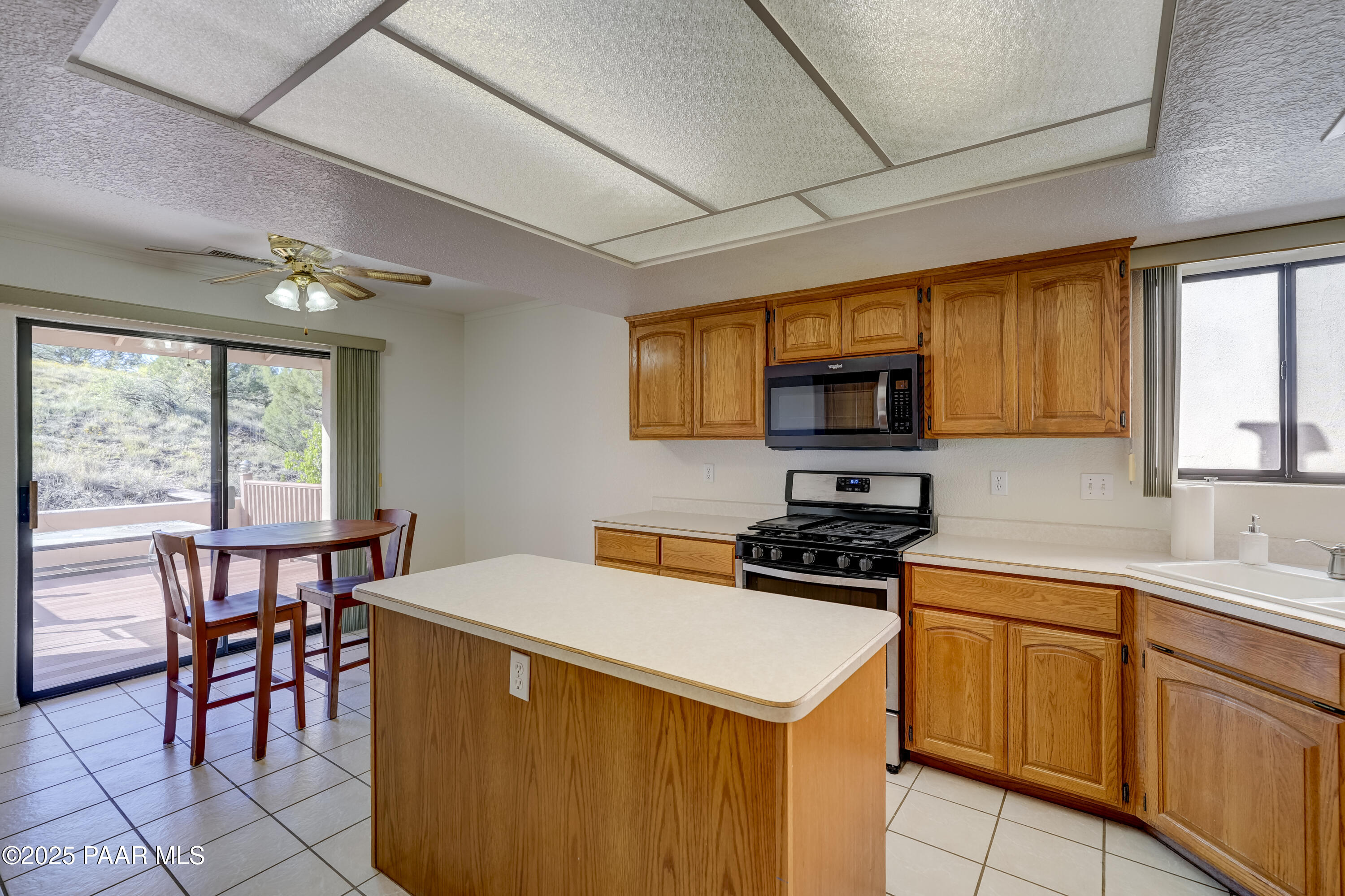 2722 College Heights Road Prescott, AZ 86301 - Photo 15 of 30 Kitchen 1