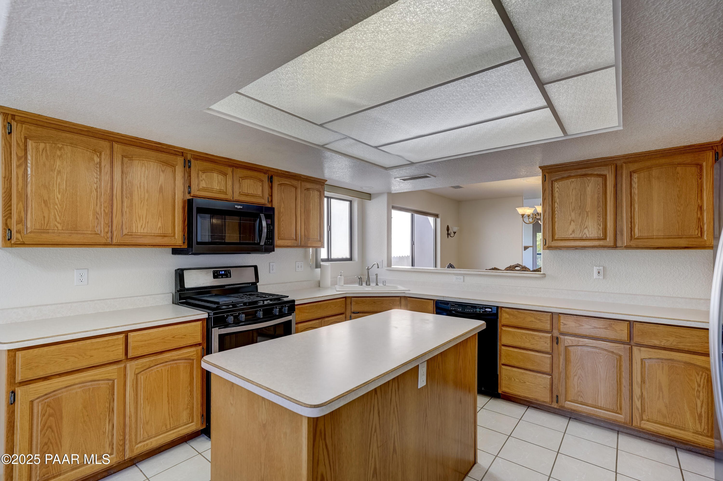 2722 College Heights Road Prescott, AZ 86301 - Photo 17 of 30 Kitchen 2