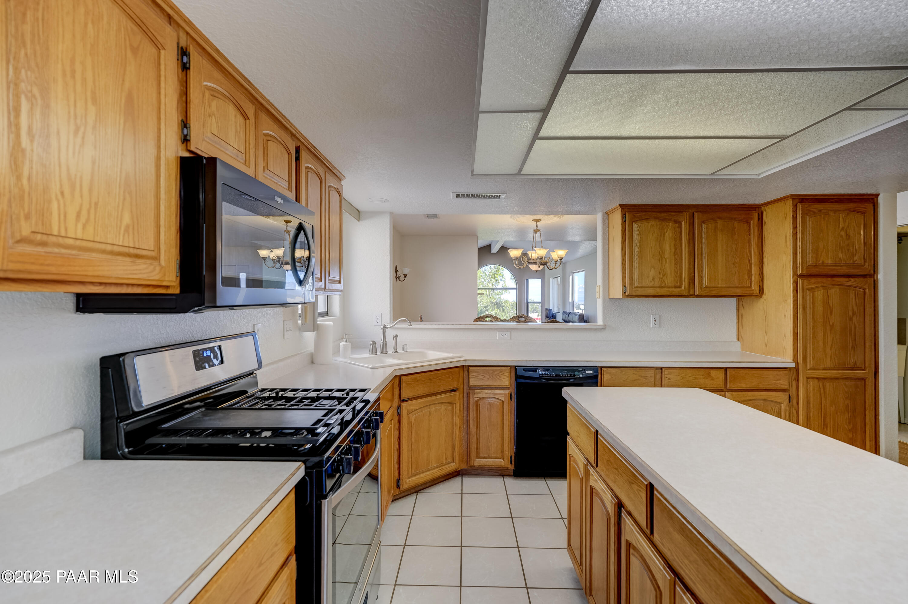 2722 College Heights Road Prescott, AZ 86301 - Photo 18 of 30 Kitchen 4