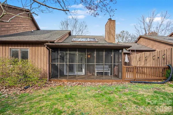 $240,000 | 1742 12th Street Northeast, Hickory, NC 28601