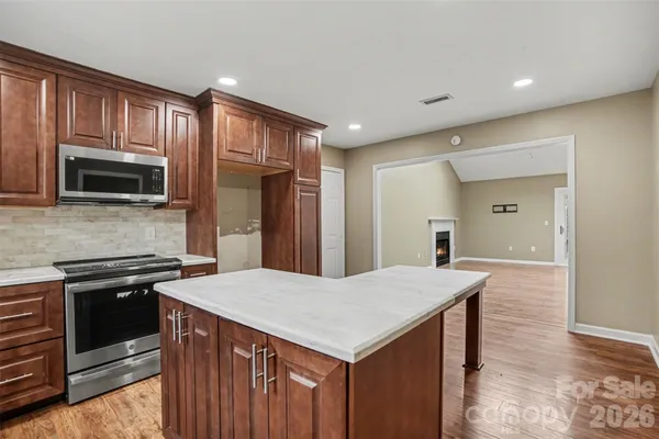 $240,000 | 1742 12th Street Northeast, Hickory, NC 28601
