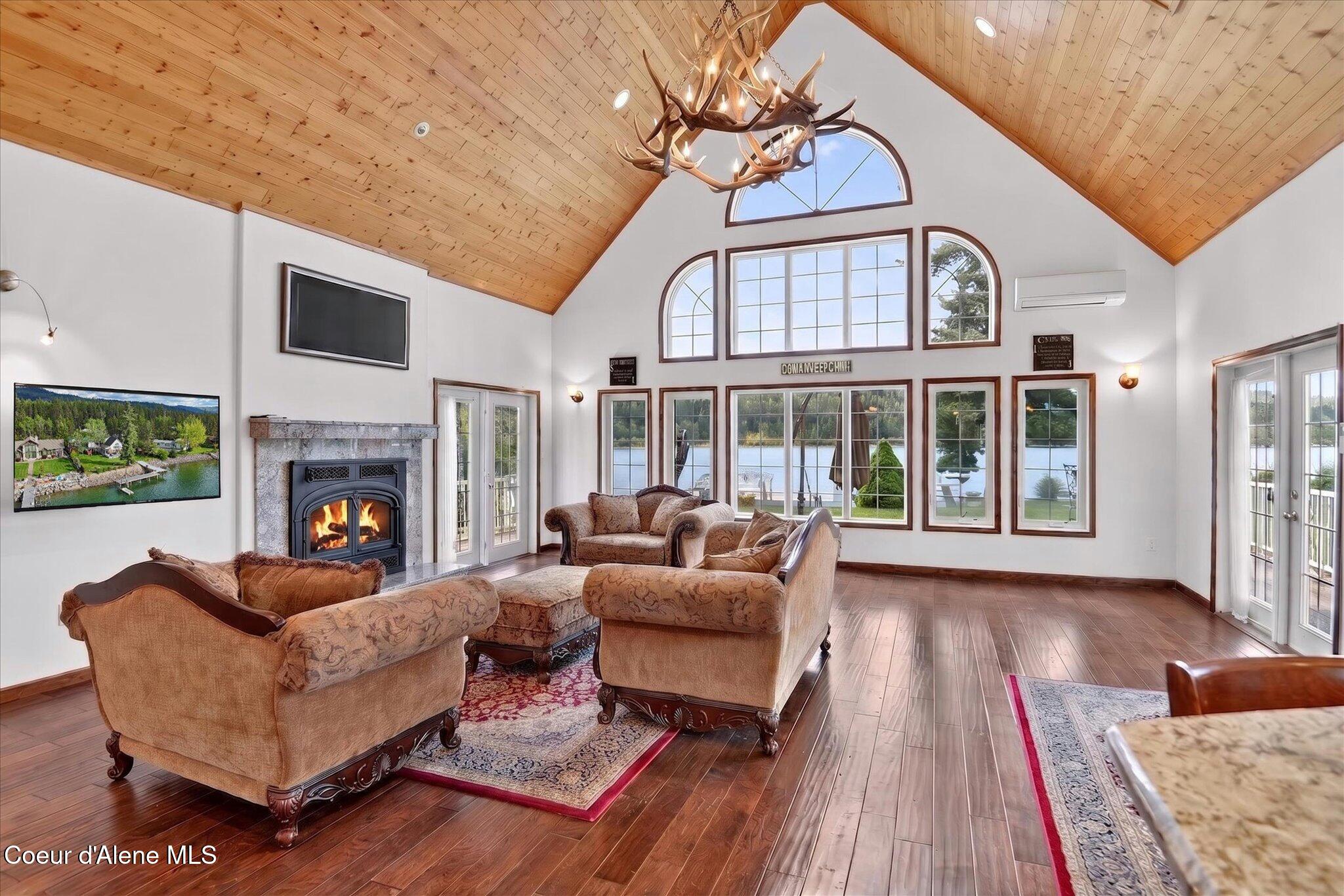 723 Evergreen Road Sagle, ID 83860 - Photo 12 of 40 02-126524867