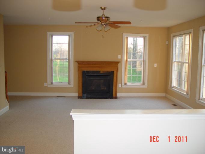 2900 Northern Dancer Road Bowie, MD 20721 - Photo 2 of 28 Living Room