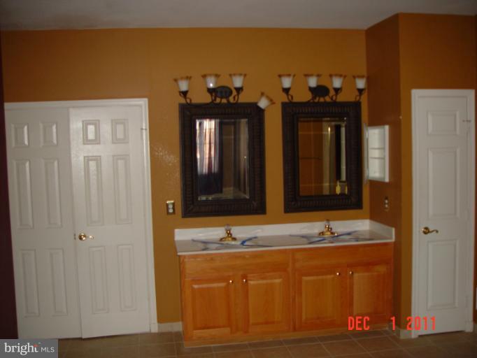 2900 Northern Dancer Road Bowie, MD 20721 - Photo 21 of 28 Bath (Master)