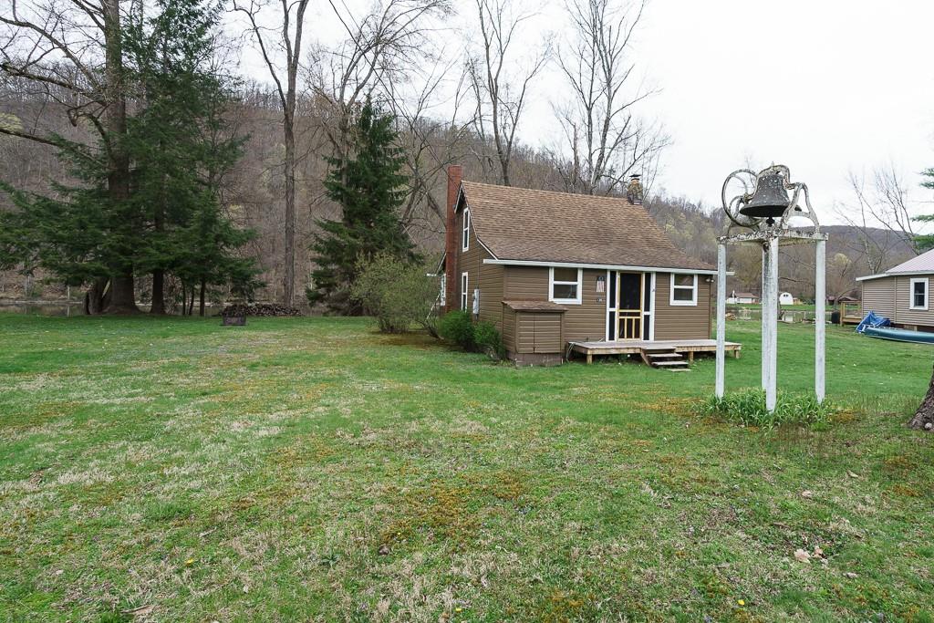 130 Riverside Lane Irvine, PA 16329 - Photo 4 of 25 Gallery Image 4