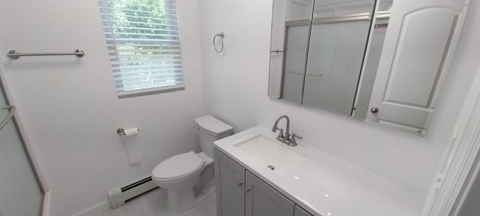 47 Weeks Road North Babylon, NY 11703 - Photo 25 of 40