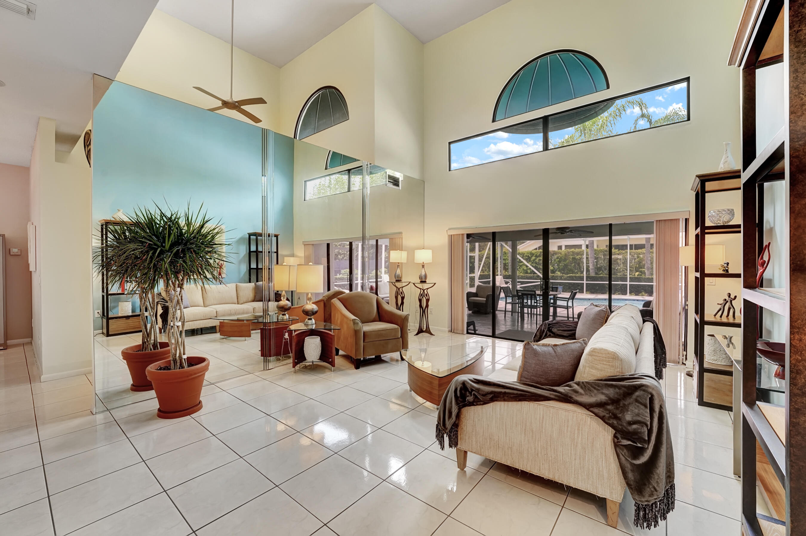 2310 Rabbit Hollowe Circle Delray Beach, FL 33445 - Photo 23 of 47 Family Room