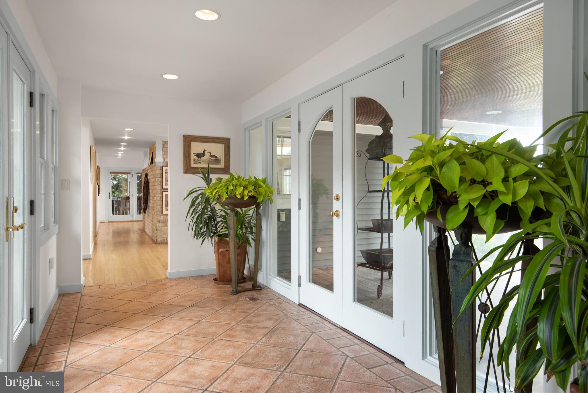 39 Bay Drive Annapolis, MD 21403 - Photo 11 of 78