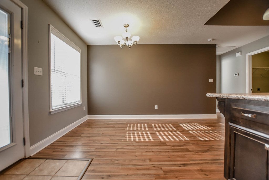 2742 Rabbit Ridge Run Valdosta, GA 31605 - Photo 6 of 23 Gallery Image 6