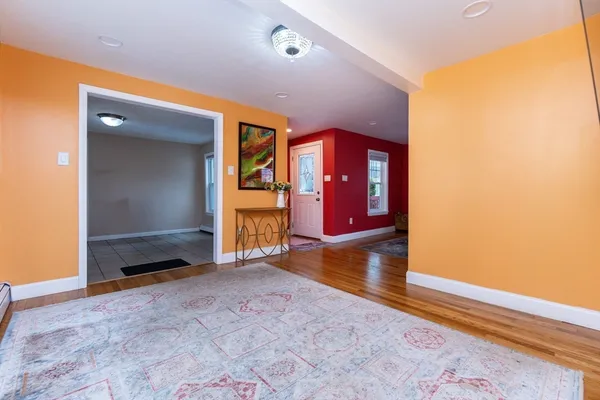 $699,900 | 91 Speen Street, Natick, MA 01760