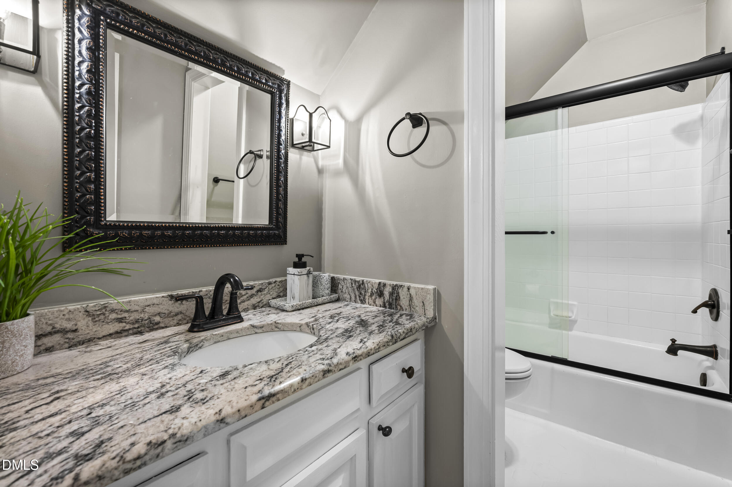 1407 Traherne Drive Raleigh, NC 27612 - Photo 30 of 37