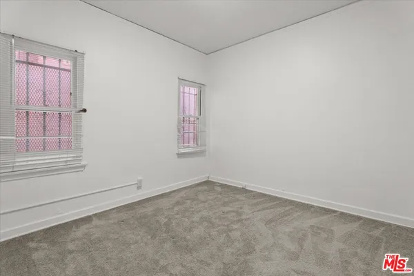 $2,700,000 | 630 South Cochran Avenue, Los Angeles, CA 90036