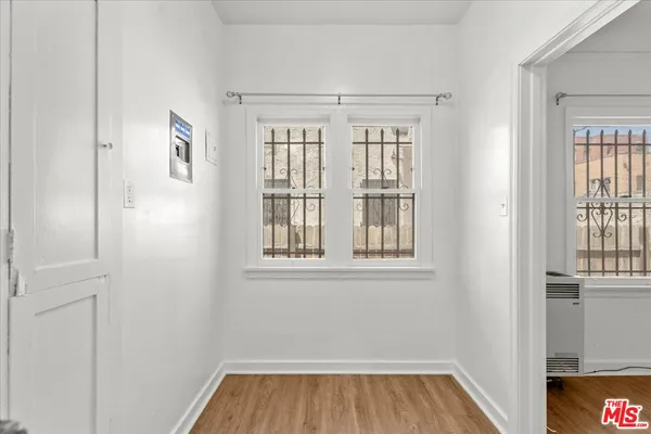 $2,700,000 | 630 South Cochran Avenue, Los Angeles, CA 90036