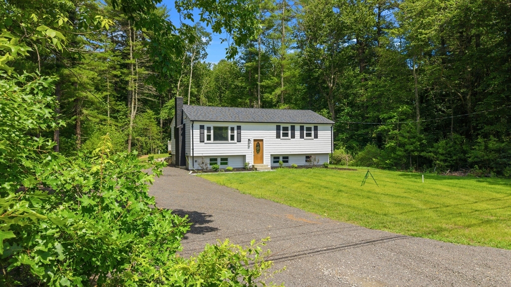 159 Walnut Street Halifax, MA 02338 - Photo 2 of 41