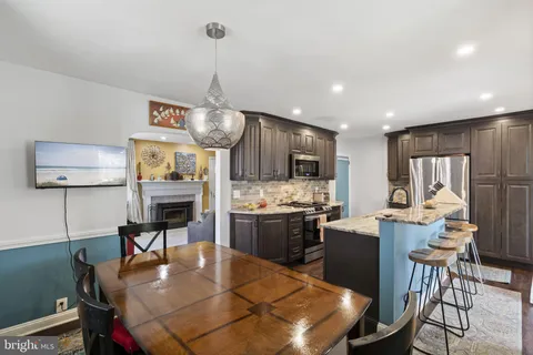 $529,000 | 403 Walnut Hill Lane, Havertown, PA 19083