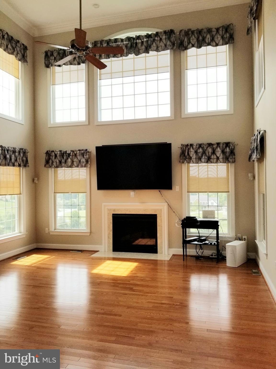 774 Lone Tree Road Westminster, MD 21157 - Photo 17 of 64 Family Room