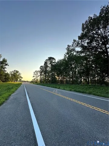 a view of a tennis court