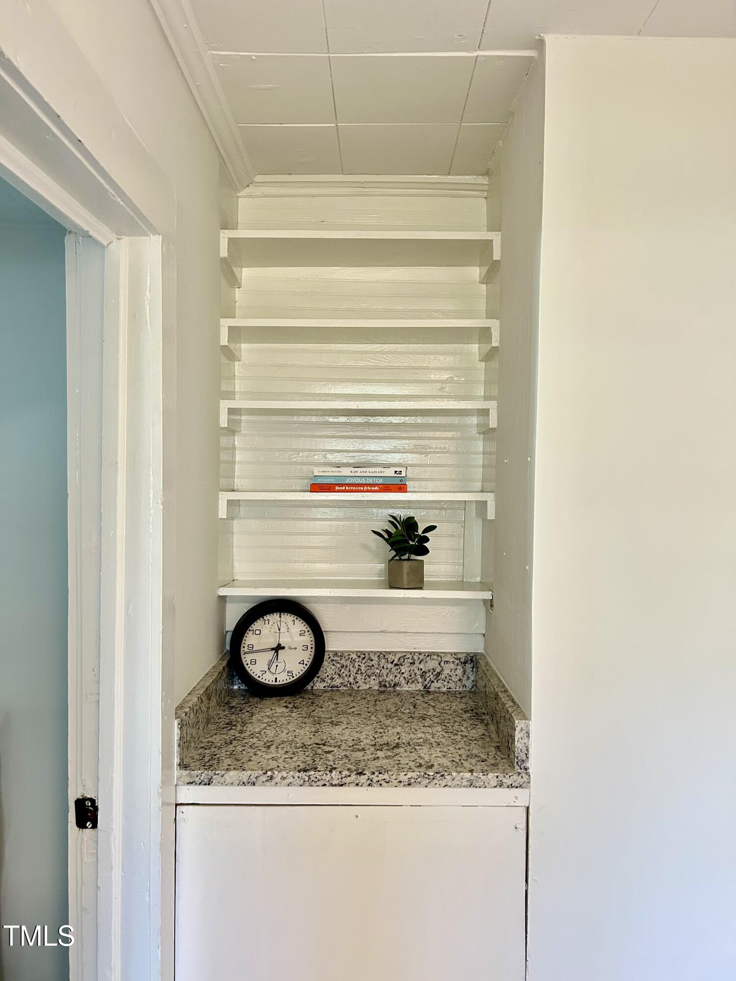 808 East Hanover Road Graham, NC 27253 - Photo 12 of 15 IMG_2600