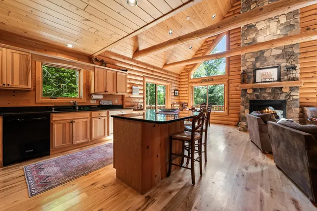 $895,000 | 115 Swift Valley Road, Conway, NH 03818