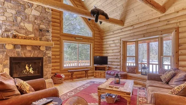 $895,000 | 115 Swift Valley Road, Conway, NH 03818