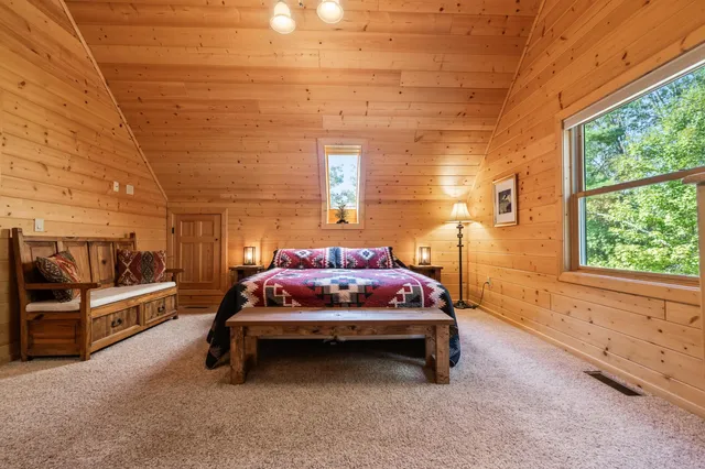 $895,000 | 115 Swift Valley Road, Conway, NH 03818