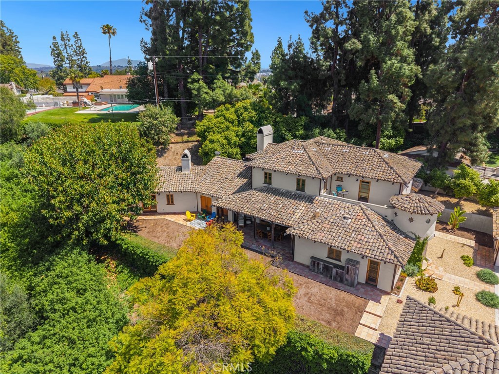 911 Laguna Road Fullerton, CA 92835 - Photo 21 of 68