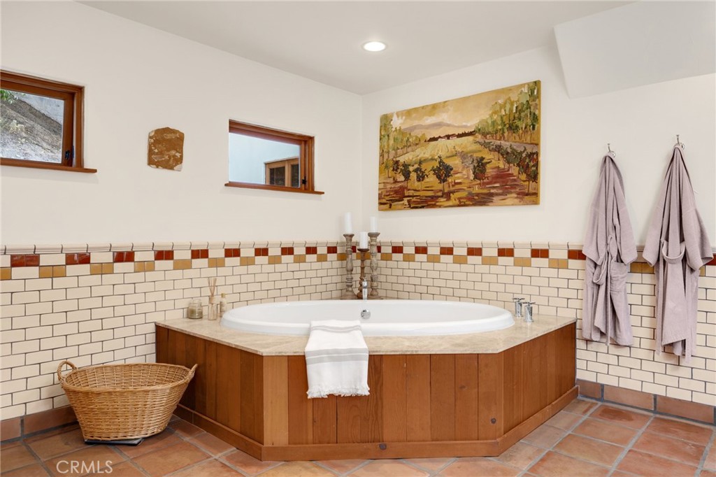 911 Laguna Road Fullerton, CA 92835 - Photo 48 of 68