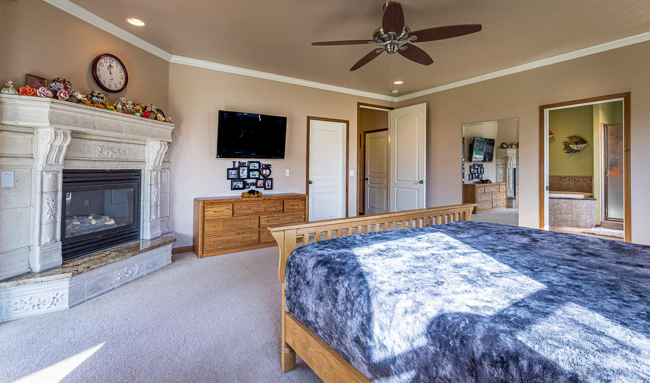 40863 D Sierra Drive Three Rivers, CA 93271 - Photo 29 of 63 IMG_0269-HDR-25